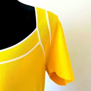 4/$20 Michelle Antonelli Women’s Yellow Top - XL